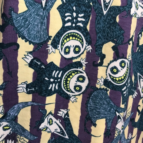 Disney LuLaRoe Shirt Size Women’s Large NWT ♥️♥️ - Picture 2 of 8